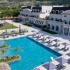 Acros Resort