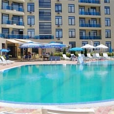 1 Holiday Complex