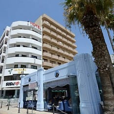 Les Palmiers Larnaka