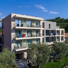 Eleven Petrovac