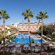 El Duque Aparthotel