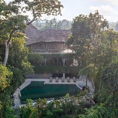 Dinara Ubud