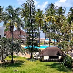 Kenya Bay