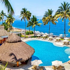 Plaza Pelicanos Puerto Vallarta