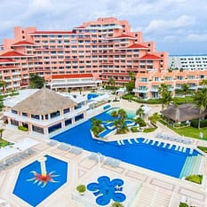 Wyndham Grand Cancun Resort Villas ex Omni Cancun