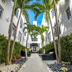 Lincoln Arms Suites