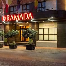 Ramada Naples City Center