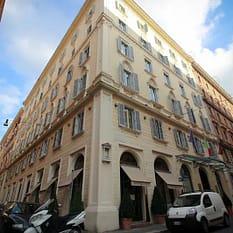 UNA Empire Roma