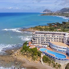 Carlton Riviera