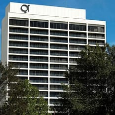 QT Canberra ex Rydges Lakeside Canberra
