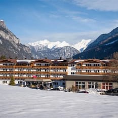 elaya Rilano Resort Steinplatte