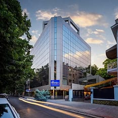 Rosslyn Thracia ex Best Western Premier Thracia