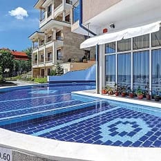 Paraiso Theopolis Obzor