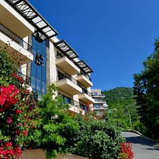 HEC Residence Milocer