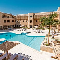 The Breakers Diving Surfing Lodge