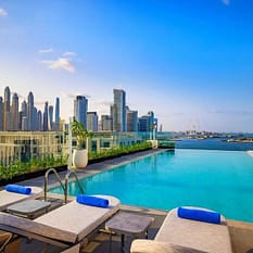 Tumbi West Palm Beach Tapestry Collection by Hilton