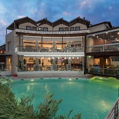 Cosmopolitan Paralia