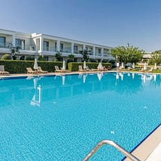 Levante Beach Resort By Playitas