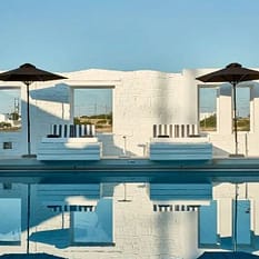 Mr Mrs White New Style