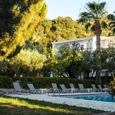 Paradise Beach Apartments