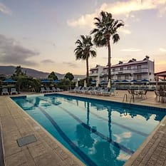 Sandys Studios Log Villas