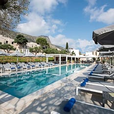 Sundance Apartments Suites