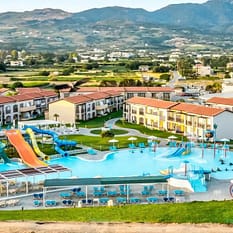 White Olive Marine Aquapark