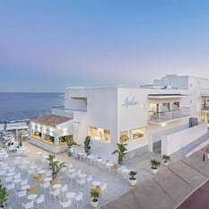 Atolon Kaafu Beach Club