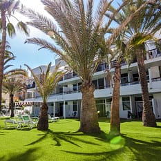 Corona Blanca Apartments