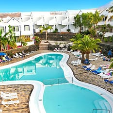 THe Apartamentos Morromar