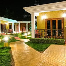 The Grand Leoney Resort