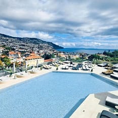 The Views Baia ex Four Views Baia