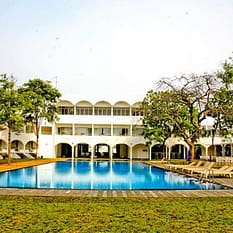 Trinco Blu by Cinnamon ex Chaaya Blu