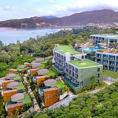 Crest Resort Pool Villa