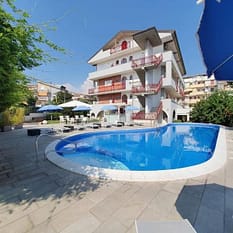 Alexander Giardini Naxos