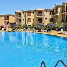 Club Esse Posada Beach Resort Palau