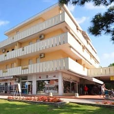 Passeggiata Lido Dei Pini Apartamenty