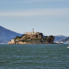 Tajemnice Zachodniego Wybrzeża z polskim pilotem