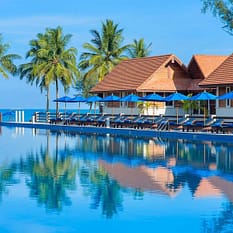 Le Menara Beachfront Villa Resort